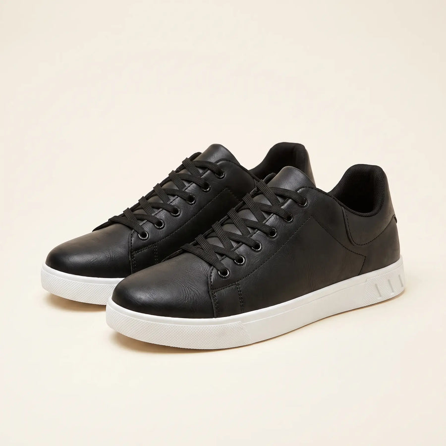 Men's Classic Low-Top Trainers